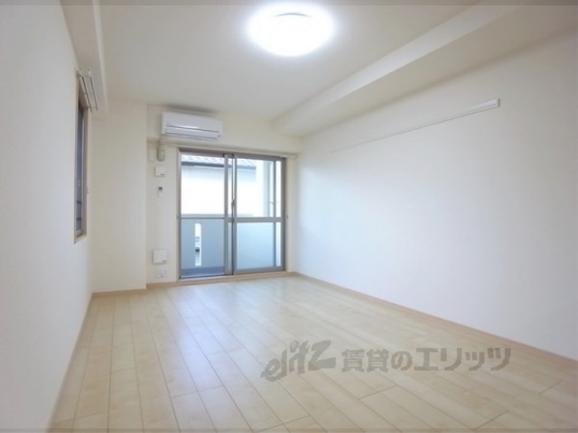 居室・リビング　居室