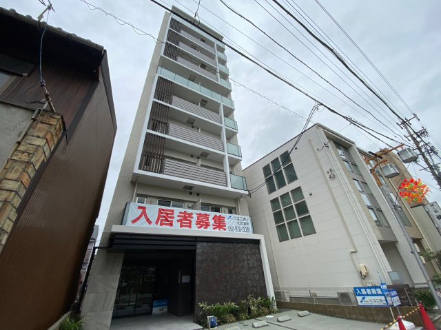 建物外観　スリーアイランドタワー車道