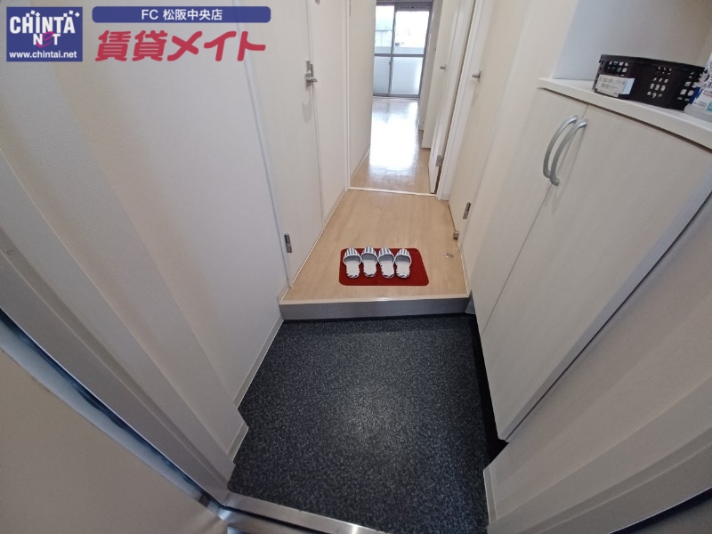 玄関　同型参考写真