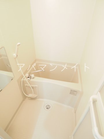 バス・シャワールーム　バストイレ別