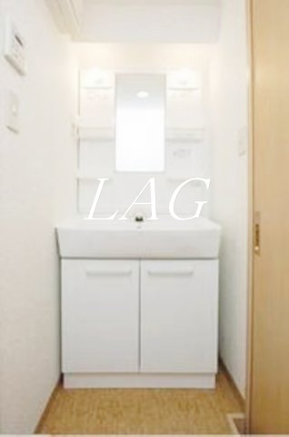 洗面設備　洗面台です。