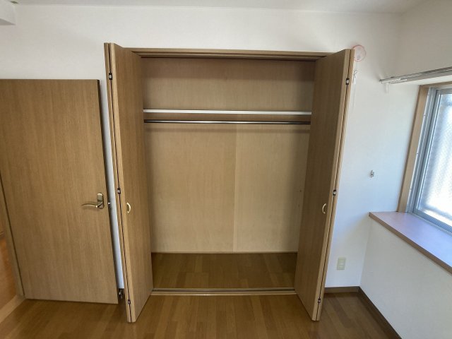 ハイツ鹿持の内装写真