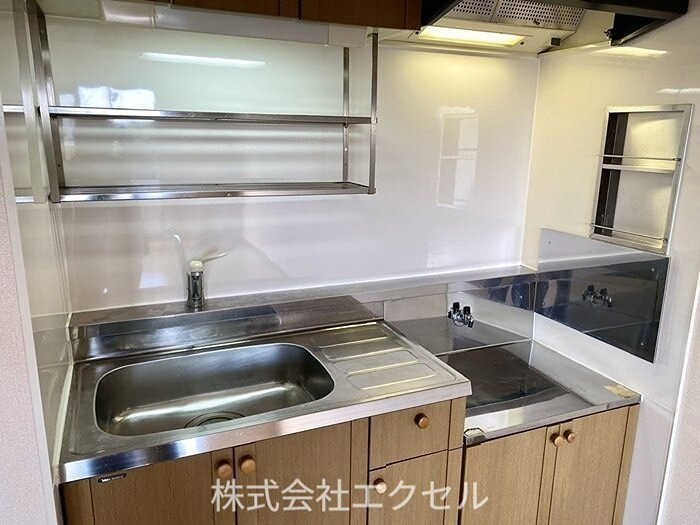 キッチン　お好きなガスコンロを設置可能です。