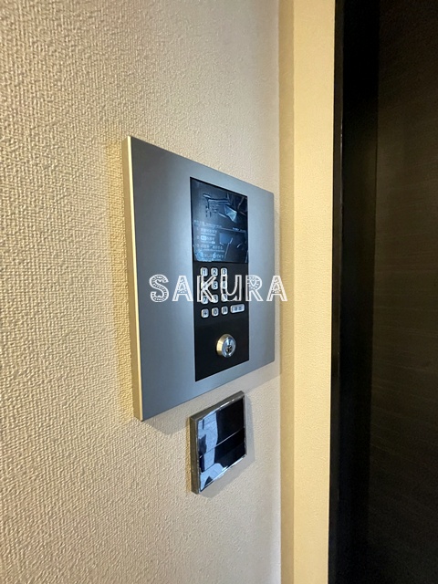 セキュリティ　不審者、勧誘員をシャットアウトできるオートロックです♪