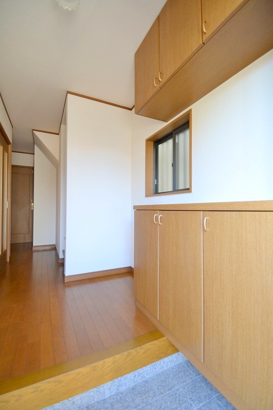 玄関　安芸区の賃貸情報はシティホーム海田センターへお任せください