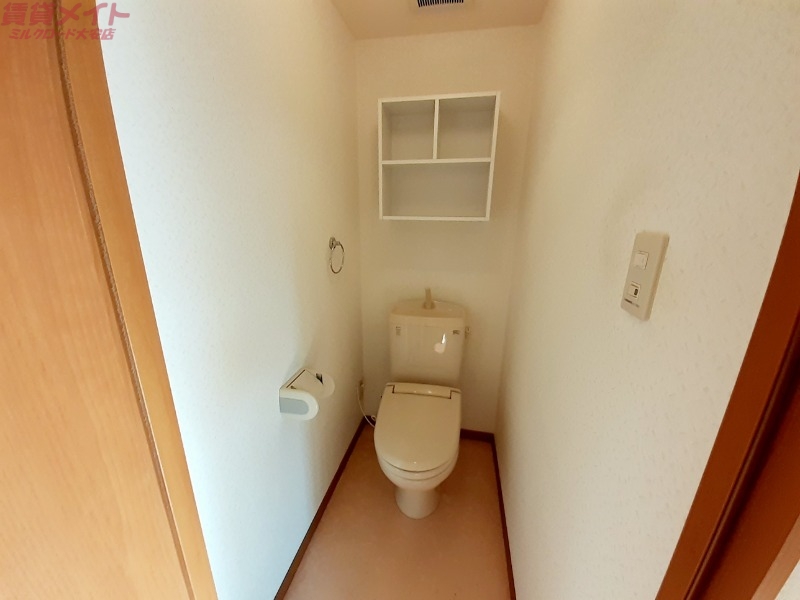 トイレ　別部屋参考写真です