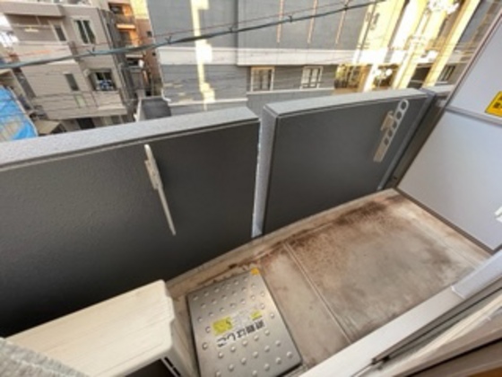 バルコニー　※別部屋の写真です