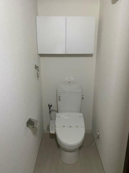 トイレ　シンプルなトイレ！