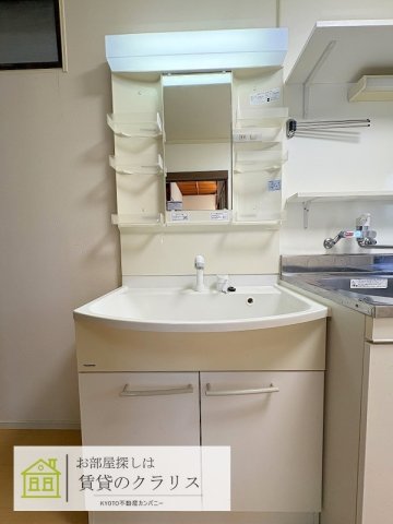 桂乾町28-42レトロ貸家の内装写真