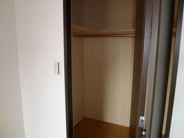 収納　ウォークインクローゼット