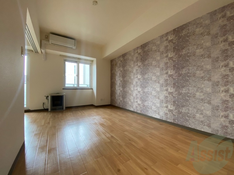 居室・リビング　広々としたリビングですね。使い勝手がよさそうですね！