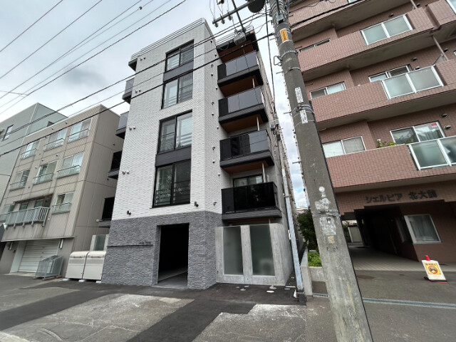 建物外観　札幌市北区北１６条西「ＧｒａｎＦｅｒｉａ」