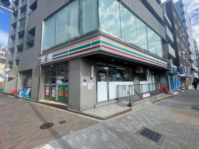コンビニ　セブンイレブン渋谷広尾5丁目店（コンビニ）まで154m
