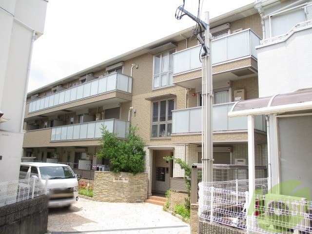 建物外観　池田市住吉１（ベルメゾン池田）
