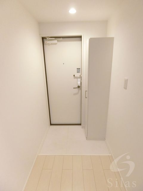 玄関　反転タイプ