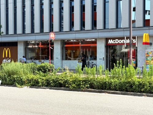 飲食店　マクドナルド　西中島南方店（飲食店）まで602m