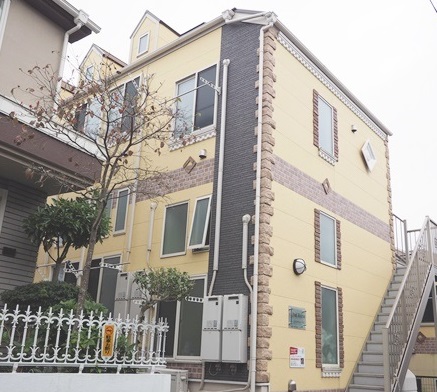 建物外観　原付まで駐輪可！