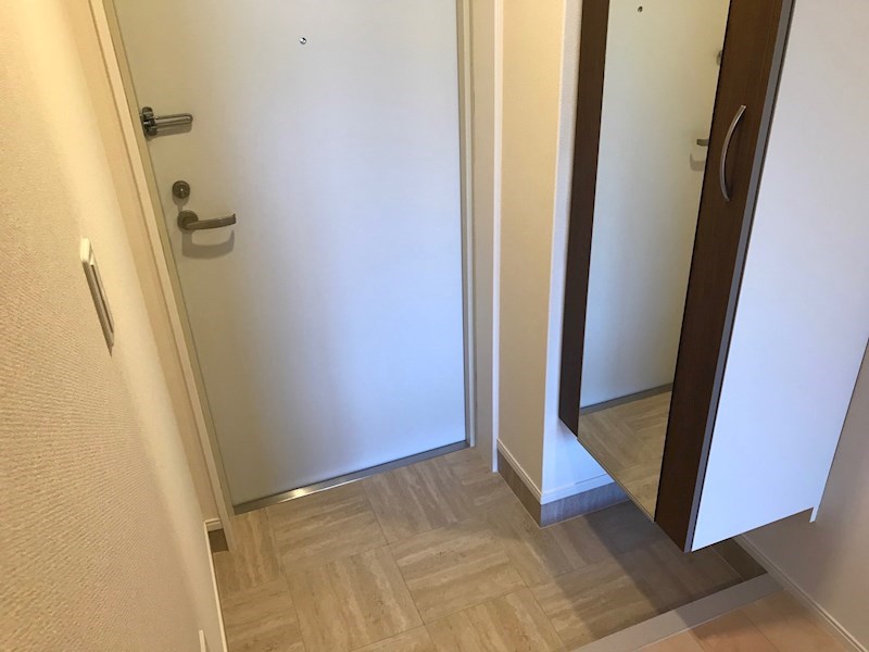 玄関　参考写真