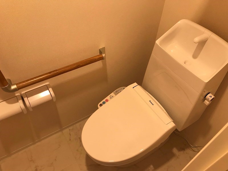 トイレ　参考写真