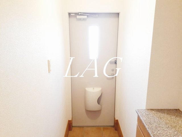 玄関　玄関です。