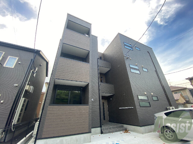 建物外観　仙台市若林区東新丁「ＲＥＧＡＬＥＳＴ保春院」