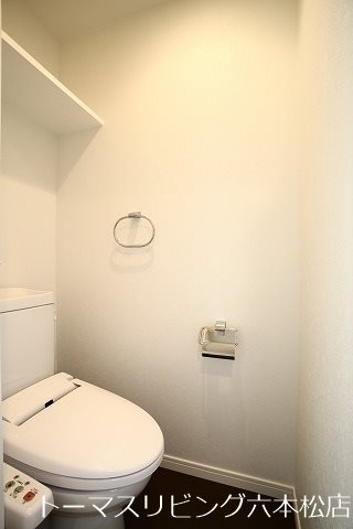 トイレ　※同物件別部屋参考画像