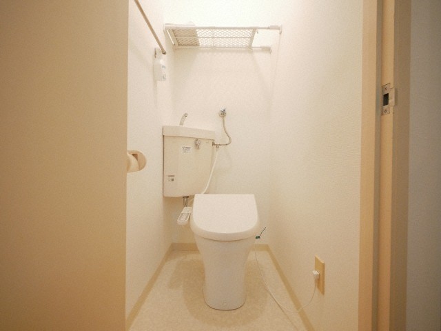 MMハイツ西野のトイレ写真