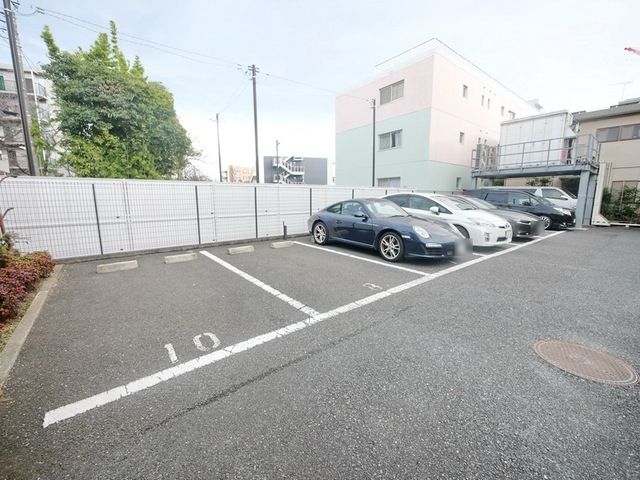 駐車場　★お部屋探しはタウンハウジング稲田堤店まで★