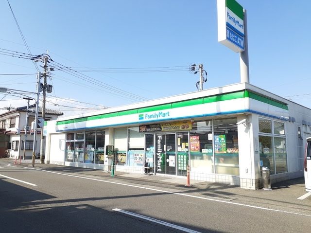 コンビニ　ファミリーマート 月見ヶ丘団地（コンビニ）まで800m