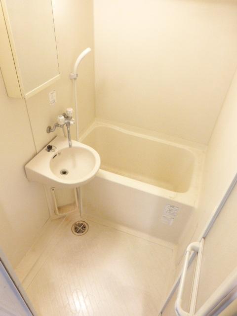 バス・シャワールーム　バス※別部屋参考写真