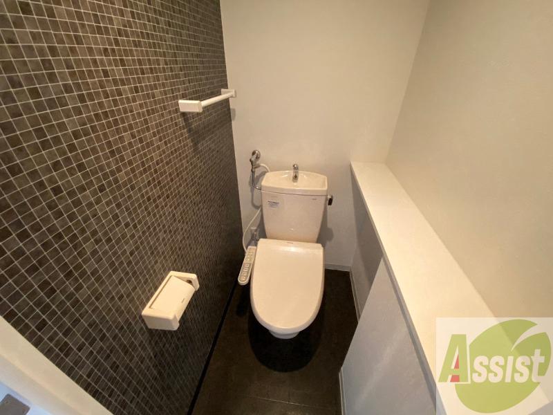トイレ　トイレです。ウォシュレット付を探している方、おすすめです！