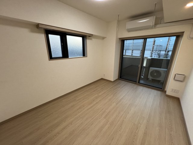 ルーブル武蔵新城六番館の居間写真