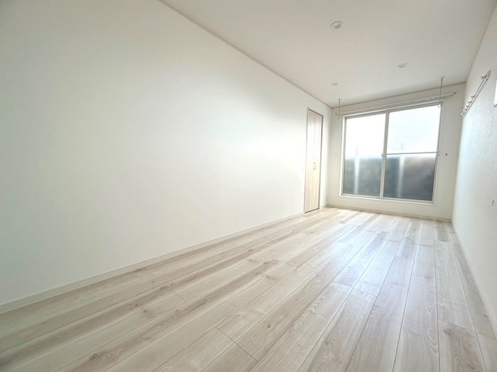 Axis Residence Totsukaの居間写真