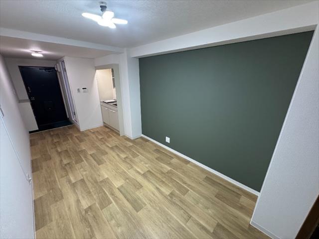 相鉄本線 三ツ境駅 徒歩8分 3階建 築40年の内装写真