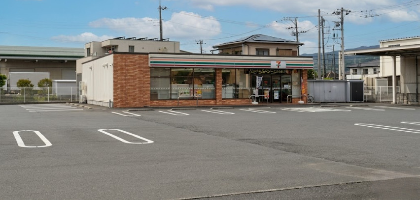 コンビニ　セブンイレブン 沼津原町中３丁目店（コンビニ）まで822m