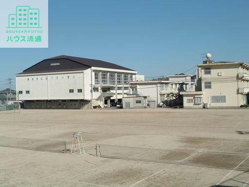中学校　諫早市立喜々津中学校（中学校）まで1733m