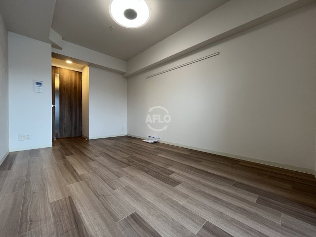 PHOENIX新大阪の居間写真