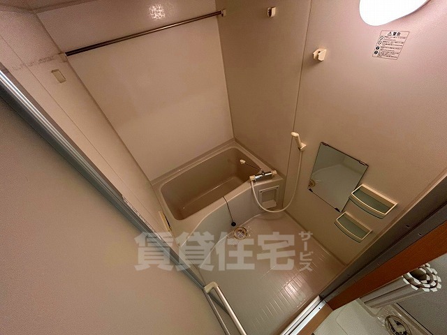 地下鉄千日前線 今里駅 徒歩7分 5階建 築18年の風呂写真