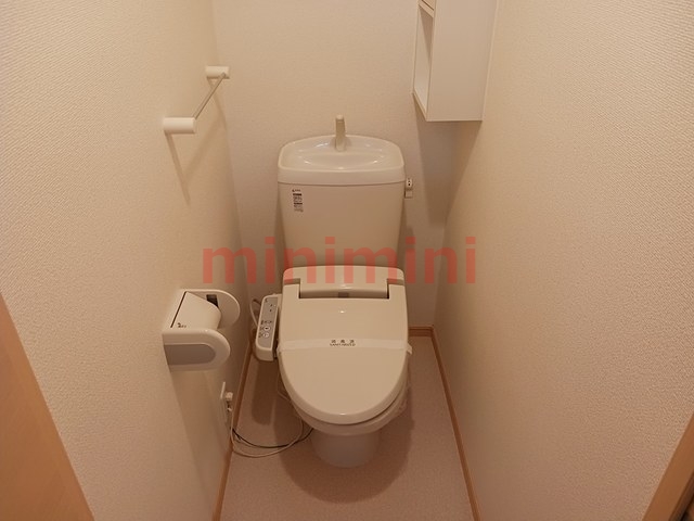 阪急京都線 高槻市駅 徒歩10分 2階建 築18年のトイレ写真