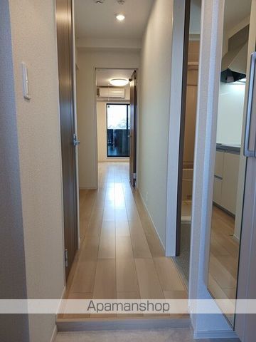 ＪＲ青梅線 小作駅 徒歩12分 3階建 築2年の玄関写真