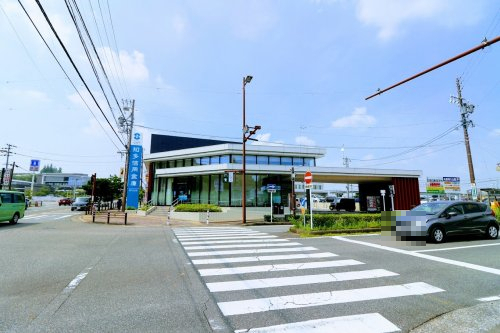 銀行　知多信用金庫阿久比支店（銀行）まで590m
