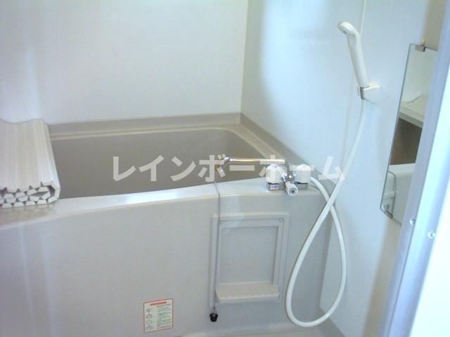 バス・シャワールーム　日々の疲れを癒すお風呂付です