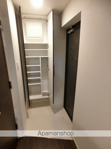 ＪＲ東海道本線 川崎駅 徒歩8分 11階建 築10年の内装写真