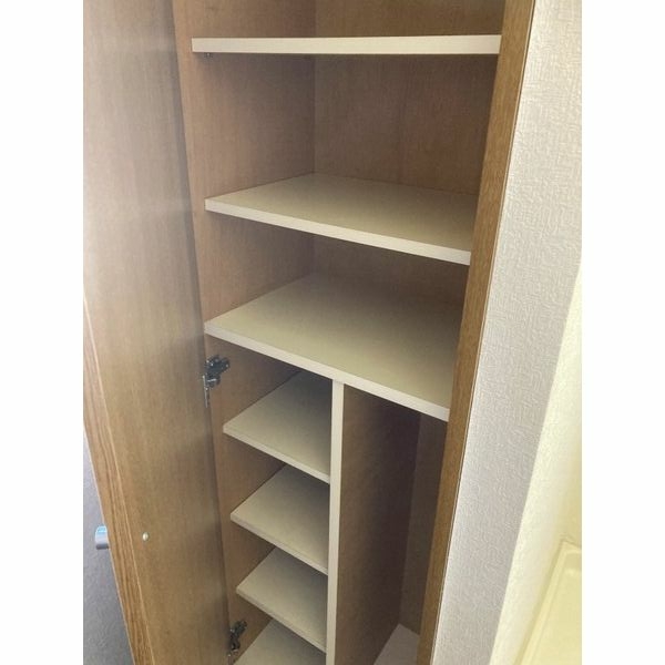 その他設備　下駄箱