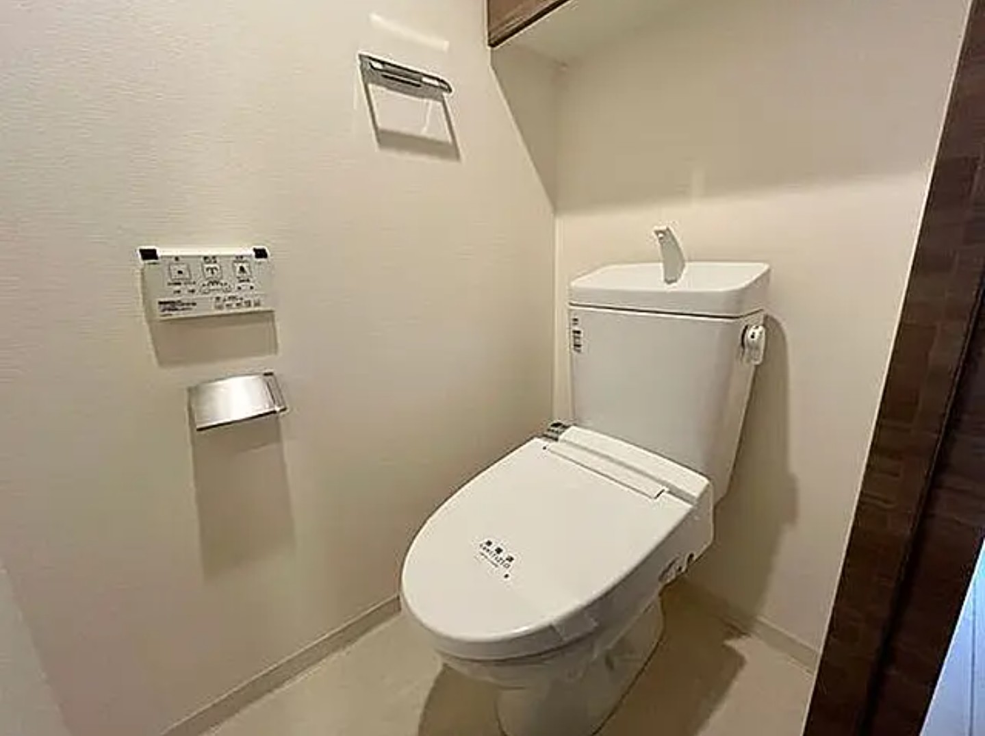 トイレ　参考写真です