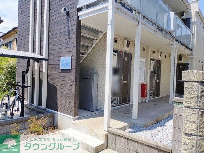 建物外観　反転・仕様・設備は現況と異なる場合があります（現況優先）