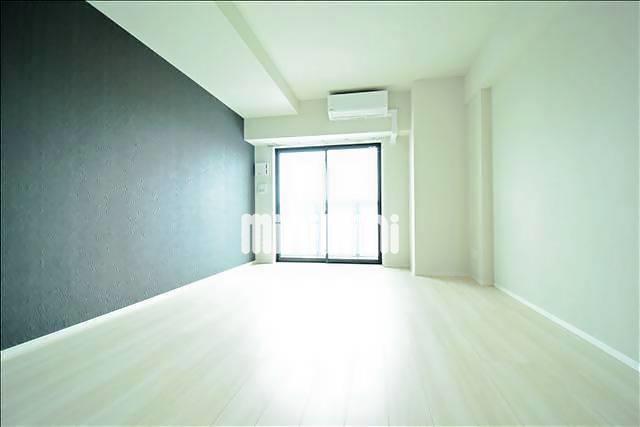 居室・リビング　１０帖の広々使えるお部屋です。