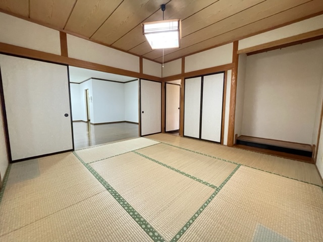 国見6丁目貸家の内装写真