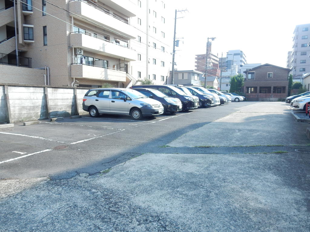 駐車場　近隣駐車場
