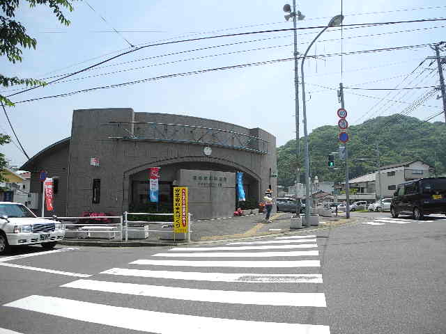 郵便局　長崎横尾郵便局（郵便局）まで488m